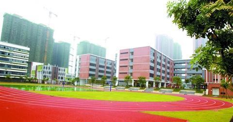 合景新鸿基泷景花园7期5座,佛山合景新鸿基泷景大平层400平米