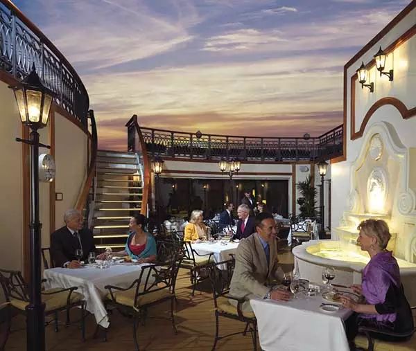 冠达邮轮公司的游轮,冠达邮轮玛丽皇后二号