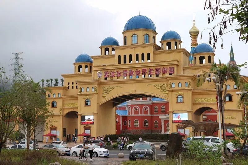 一个有情怀的城——中秋节，带你看看美“腻”的荔波县城