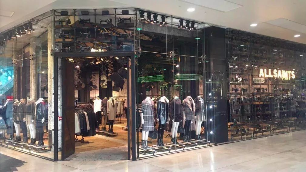 伦敦burberry旗舰店,burberry伦敦西装