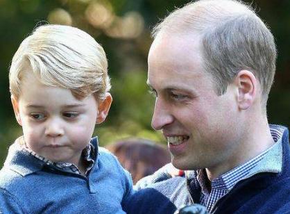 人为啥会秃,年少秃顶怎么治疗最好