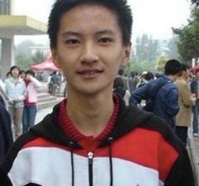 毁童年之“快乐星球”男主角竟然出轨又家暴!还好只爱看第一部!