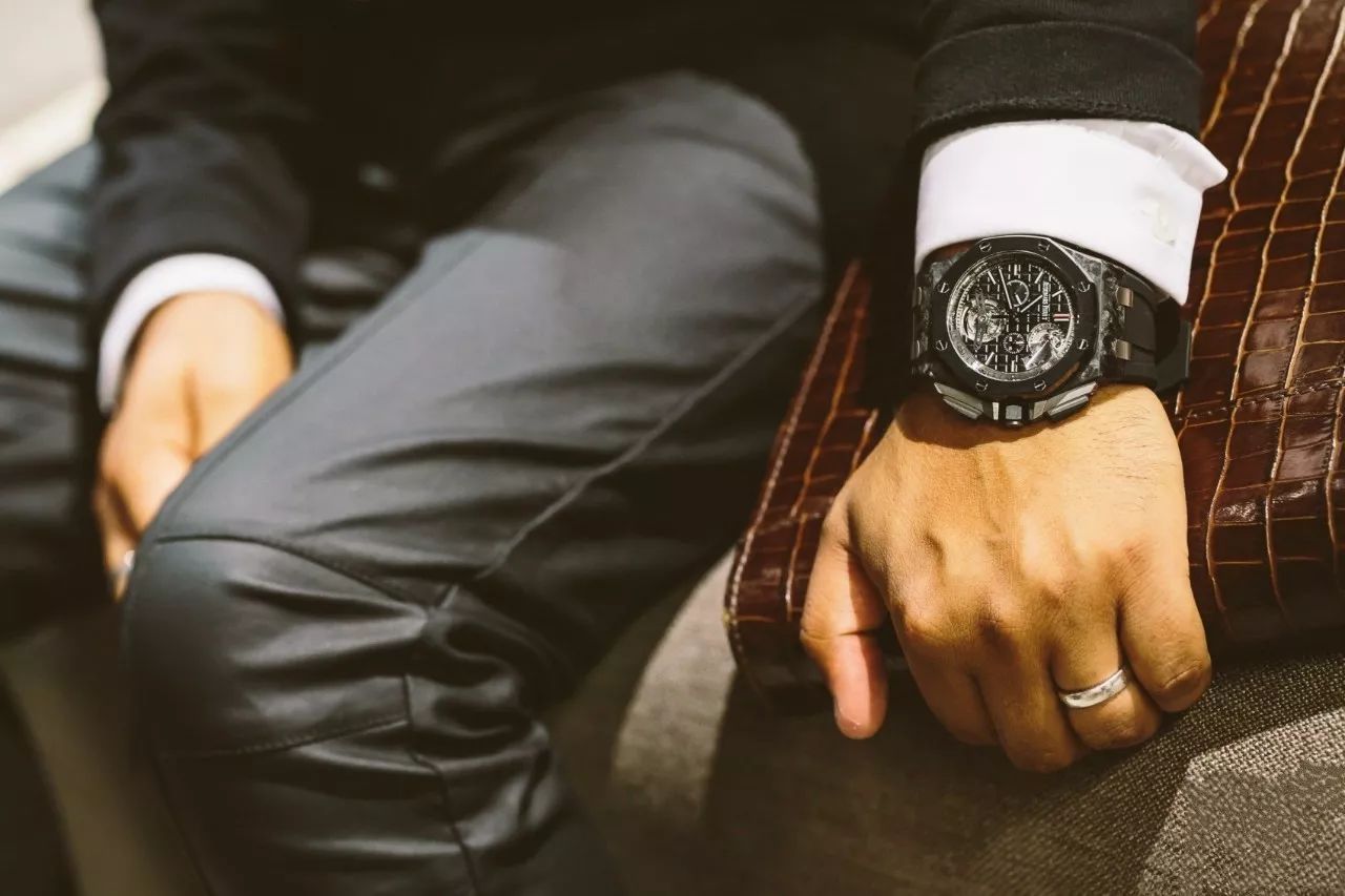 沛纳海属于奢侈品,沛纳海表世界十大名表正品水鬼