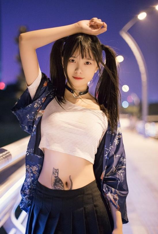 披肩发发型扎法教程,披肩发发型简单扎法视频教程