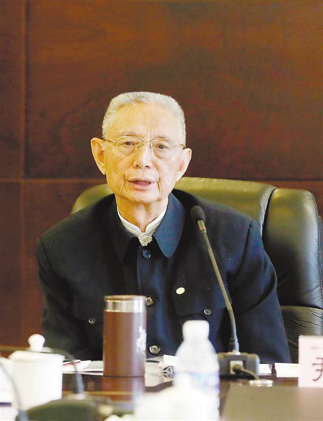 尹明善最新,尹明善重回起点