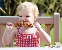 宝宝口臭有痰怎么办啊,宝宝口臭还吐怎么办