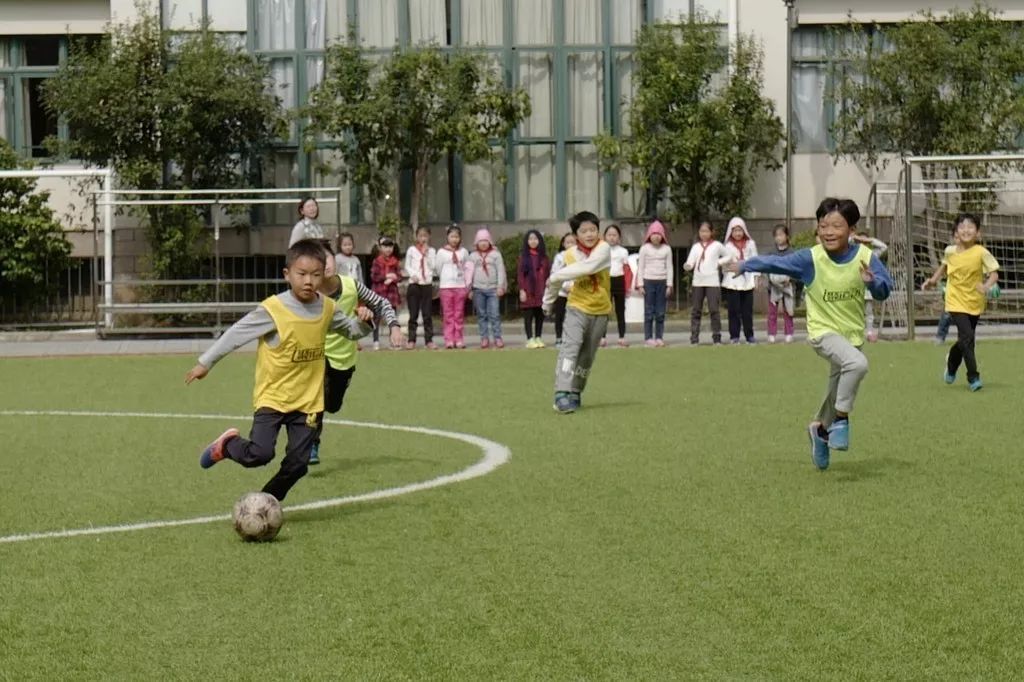 班班比赛,班班足球赛现场直播