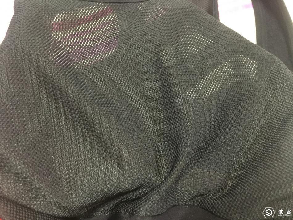 #hin满意#冬天就不运动了吗？十月怒撸骑跑装备