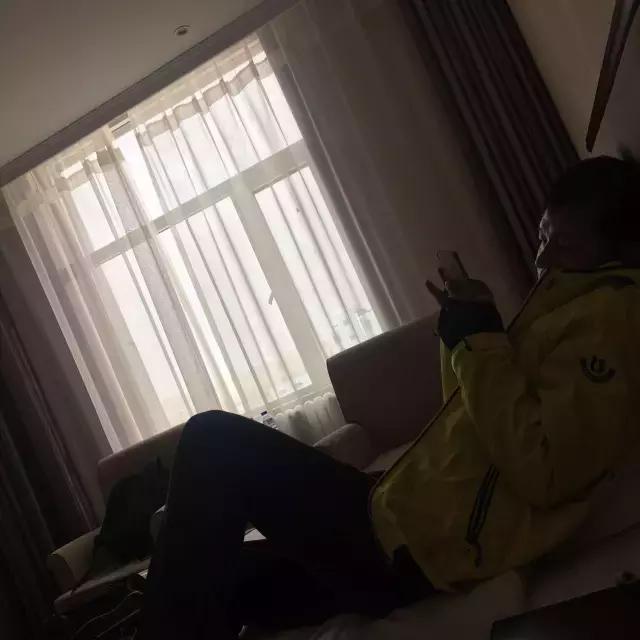 开车去非洲日记之九,去花土沟路上,遇到夺命的沙尘暴,遇到夺魂水上雅丹,小女子想问嫦娥姐姐你要不要面膜