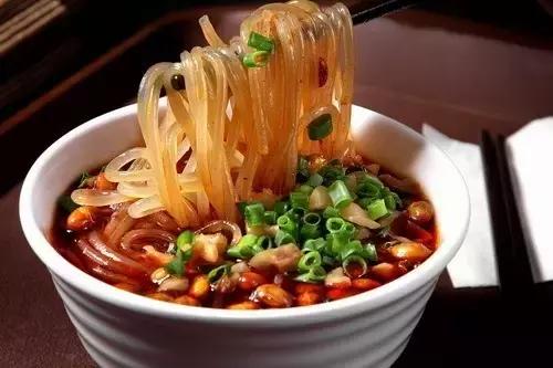 酸辣粉孕妇能吃不,酸辣粉酸菜鱼孕妇可以吃吗