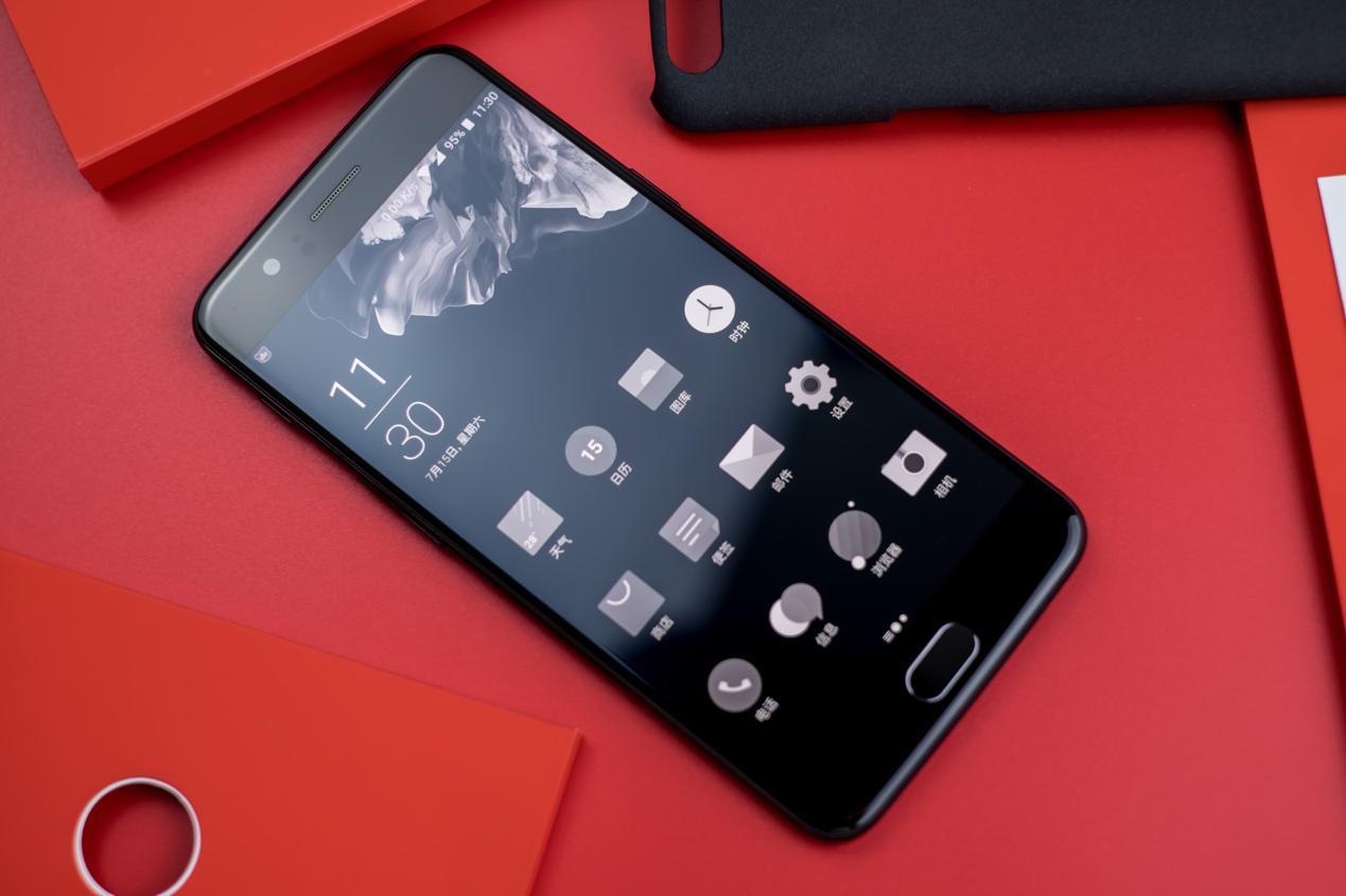 全球首款4g手机,全球首款4g网络手机