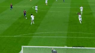 梅西10分钟过内斯塔10次,梅西梅开二度gif