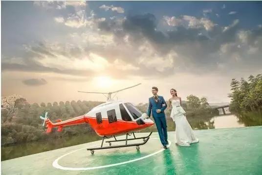 在最美的年纪留下美好的瞬间,在人生中最美的年华遇见最美的你