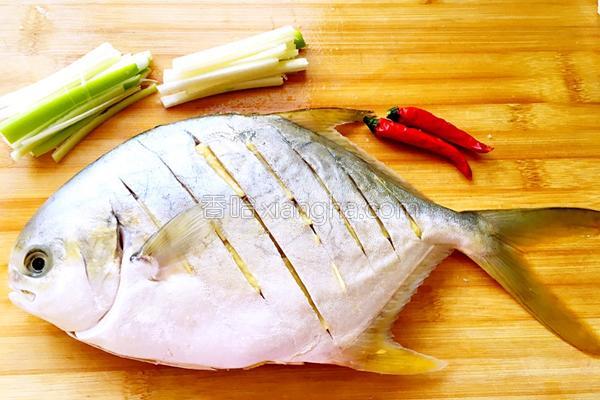 清蒸白鲳鱼怎么蒸才好吃,清蒸鲳鱼要蒸几分钟才好