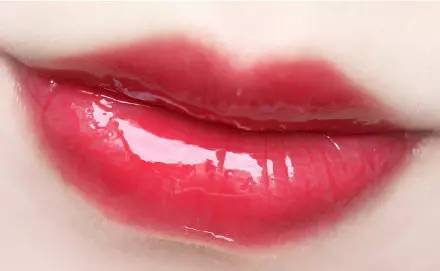 相似度高达90%,相似度95的大牌美妆