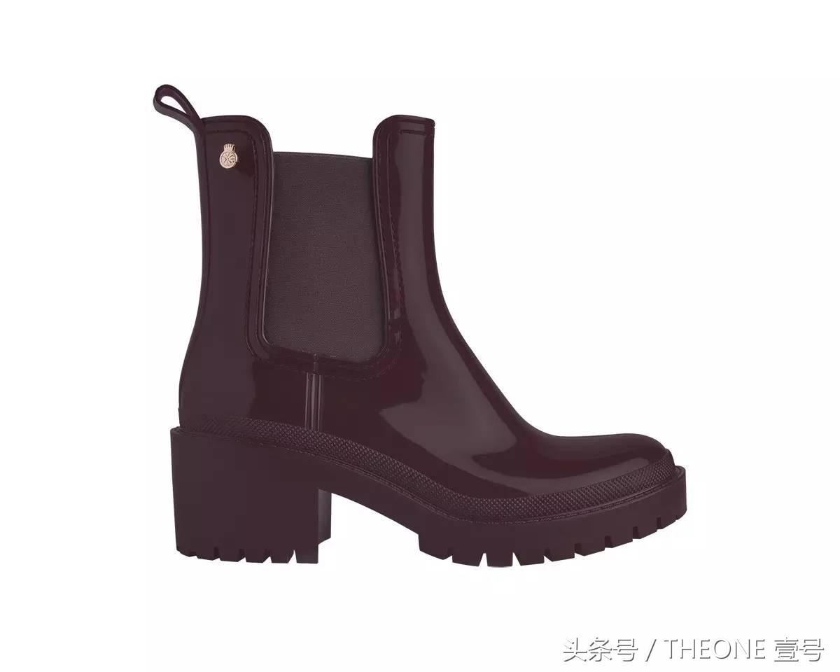 我掐指一算，你该买双雨鞋了