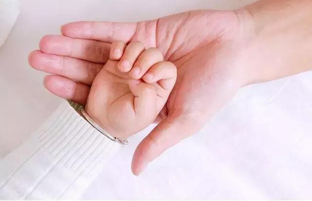 给婴儿剪脚指甲怎么预防甲沟炎,宝宝甲沟炎如何剪脚趾甲