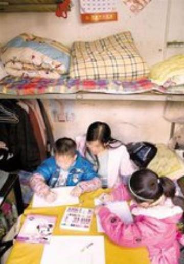 孩子应不应该放在老家,孩子该不该放老家给外婆带