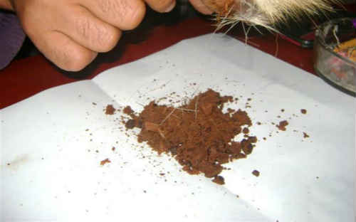 如何判断假货最简单的方法 (怎样鉴别买到的东西是不是假货)