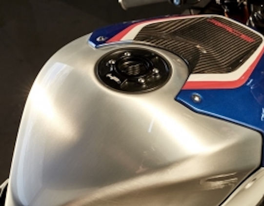 试驾宝马hp4race,宝马hp4race试驾