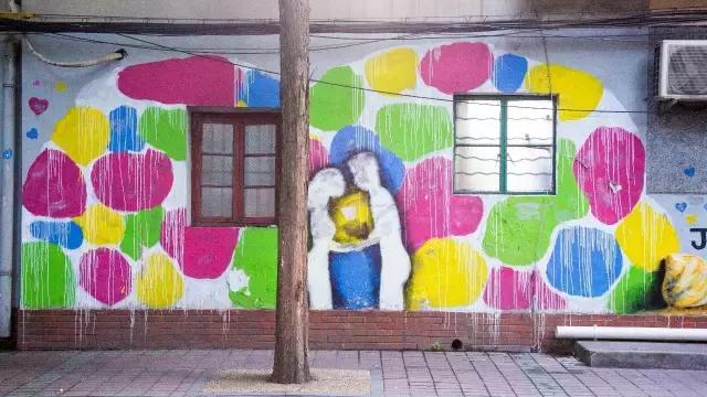 高温下的上海城市,上海40度以上高温