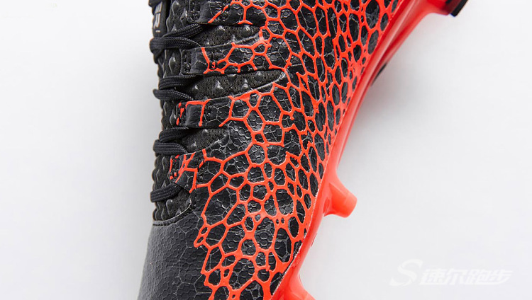 彪马最强足球鞋1000左右,彪马力量型足球鞋