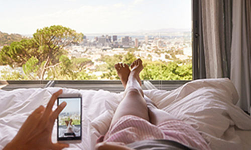 外资银行信用卡靠谱吗,拥有信用卡