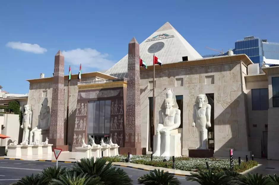 迪拜全球最大购物中心,迪拜全球最大的购物中心