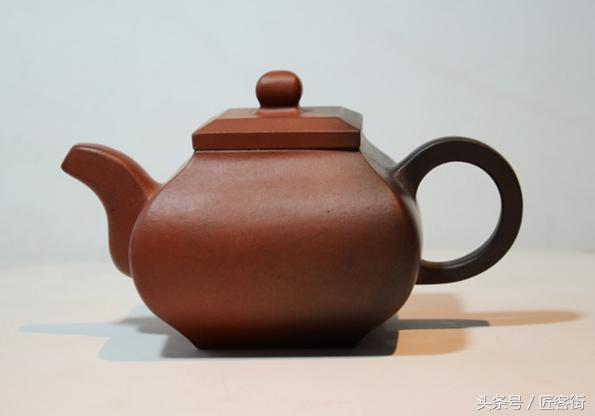 13岁技艺成熟今耄耋之年仍在探索连赝品都炒到几十万