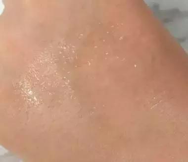 理肤泉泥膜评测干皮敏感肌,理肤泉适合敏感肌用吗