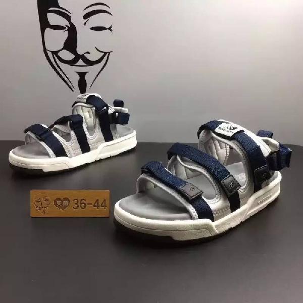 2020夏最火凉鞋,夏季凉鞋最流行这几款