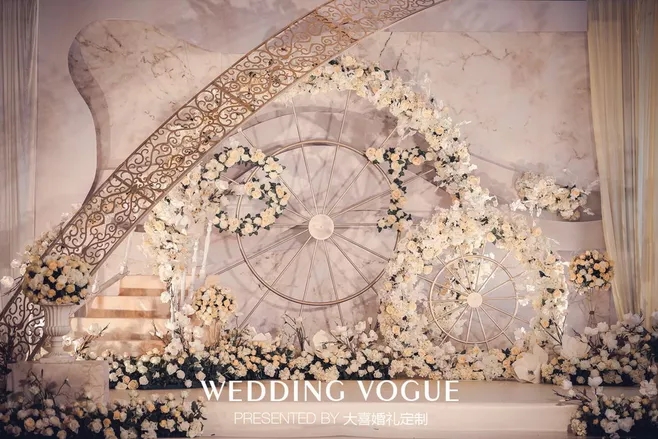 户外婚礼场景布置效果图,红色系婚礼户外布置场景