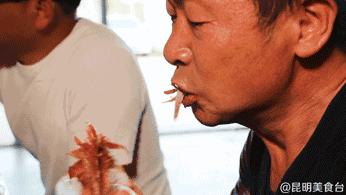 隐藏在昆明村庄里的3家烤羊店，老司机用3个月才找到的