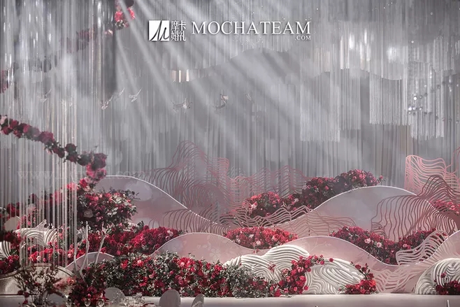 户外婚礼场景布置效果图,红色系婚礼户外布置场景