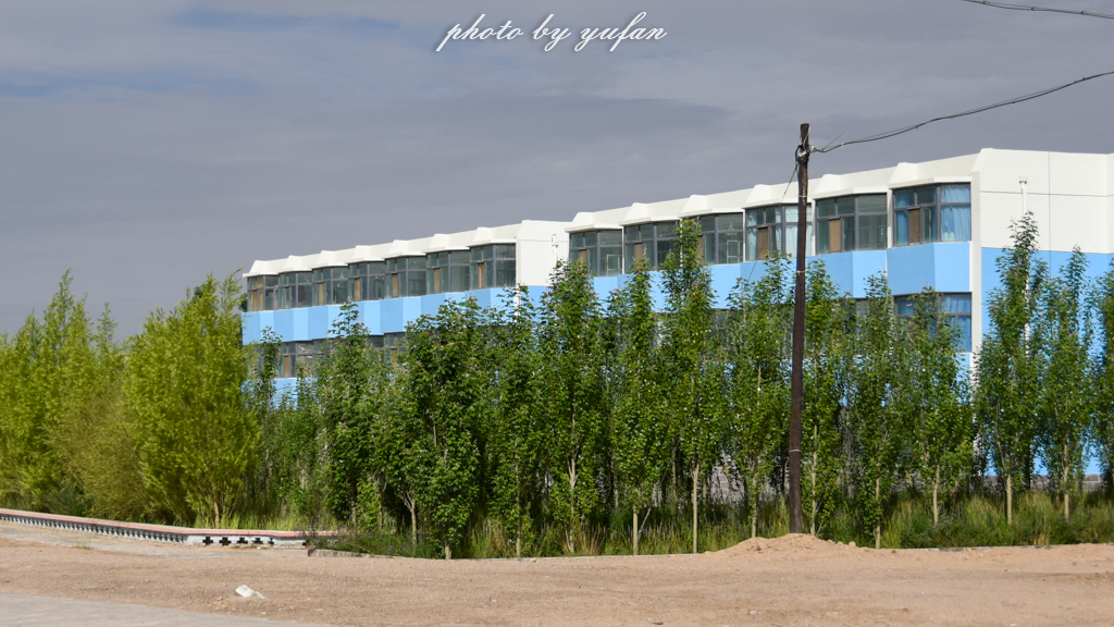 花土沟在罗布泊边缘吗,青海海西德令哈市花土沟