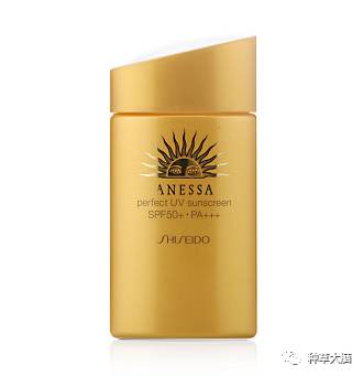 含有酒精的护肤品会马上挥发掉吗,护肤品含有酒精会怎样