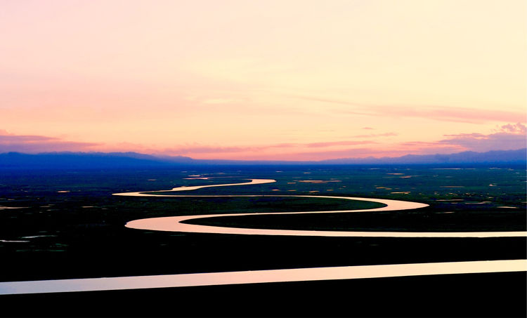 巴音布鲁克河流叫什么名字,巴音布鲁克通天河