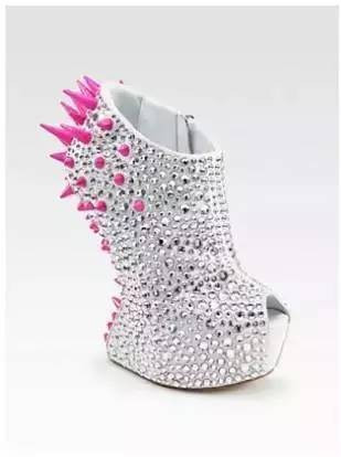 ysl爆款高跟鞋,ysl高跟鞋奇葩