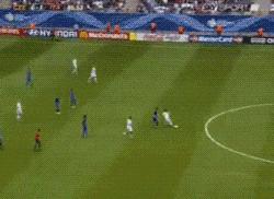 球员时代的你退役了,足坛再无因扎吉,禁区之王44岁生日快乐!