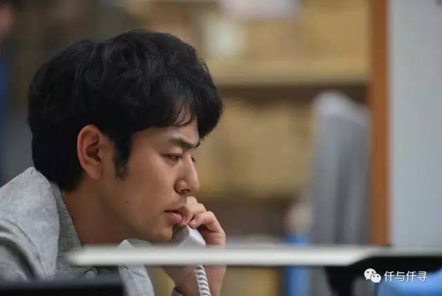 日本是一个虚伪社会，3000万人假装在生活，屌丝逆袭有多难？老司机妻夫木聪现身说法