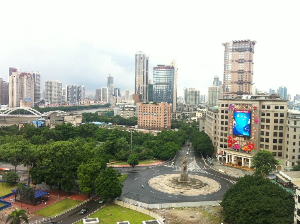 想开服装店怎么选时尚气质的衣服,开服装店需要什么牌子的女装