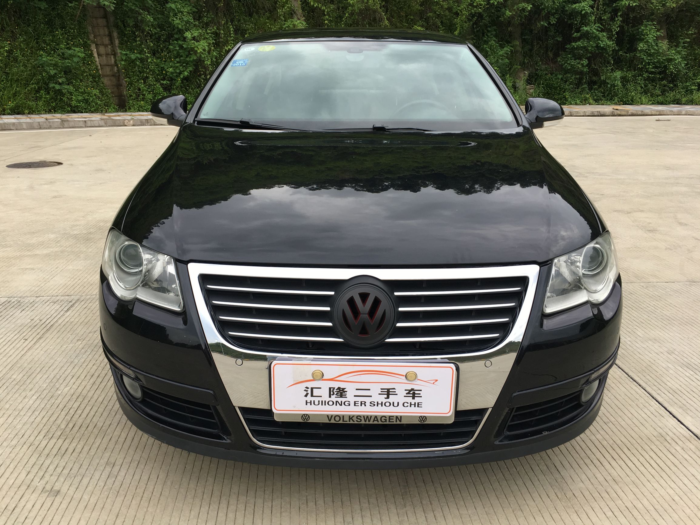 09款大众迈腾油耗多少,09大众迈腾车内装饰品