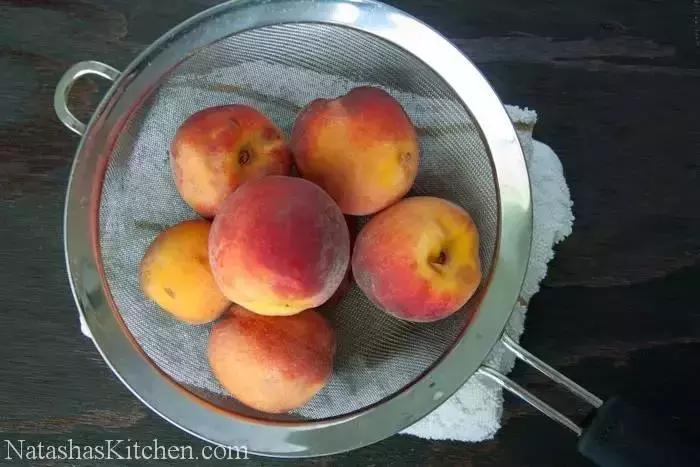 桃子怎么容易剥皮,如何快速把桃子皮剥掉