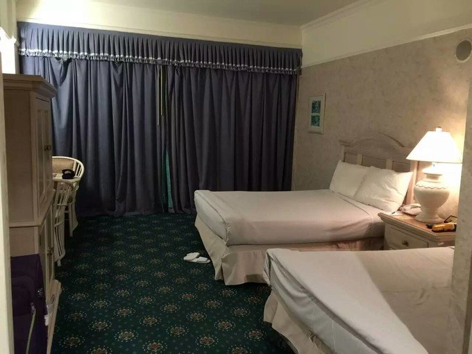 看鲨鱼，玩泥巴，看男人穿婚纱，带你看不一样的帕劳