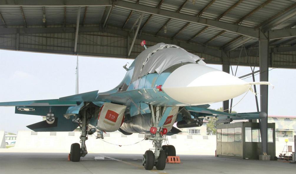 苏34鸭嘴兽模型起飞 (苏34鸭嘴兽座舱布局)