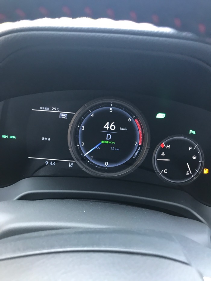 雷克萨斯rx200t哪个版本实惠,雷克萨斯rx200t加不上油