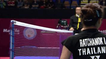 羽毛球规则单打,学习羽毛球相关礼仪目的