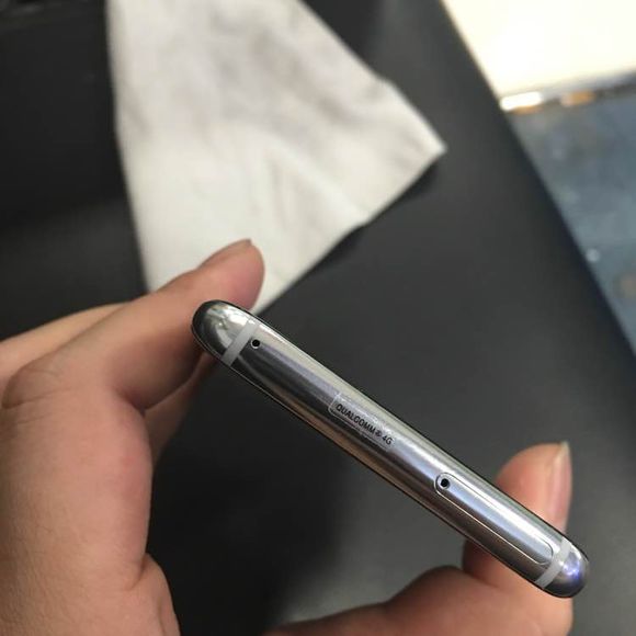 三星s8手感怎么那么好 (现在用三星s8过时吗)