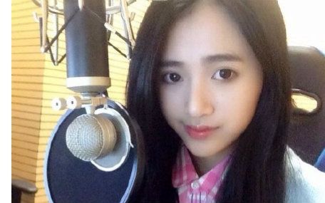 主播直播应该怎么穿搭,主播的衣服好看还是颜值重要