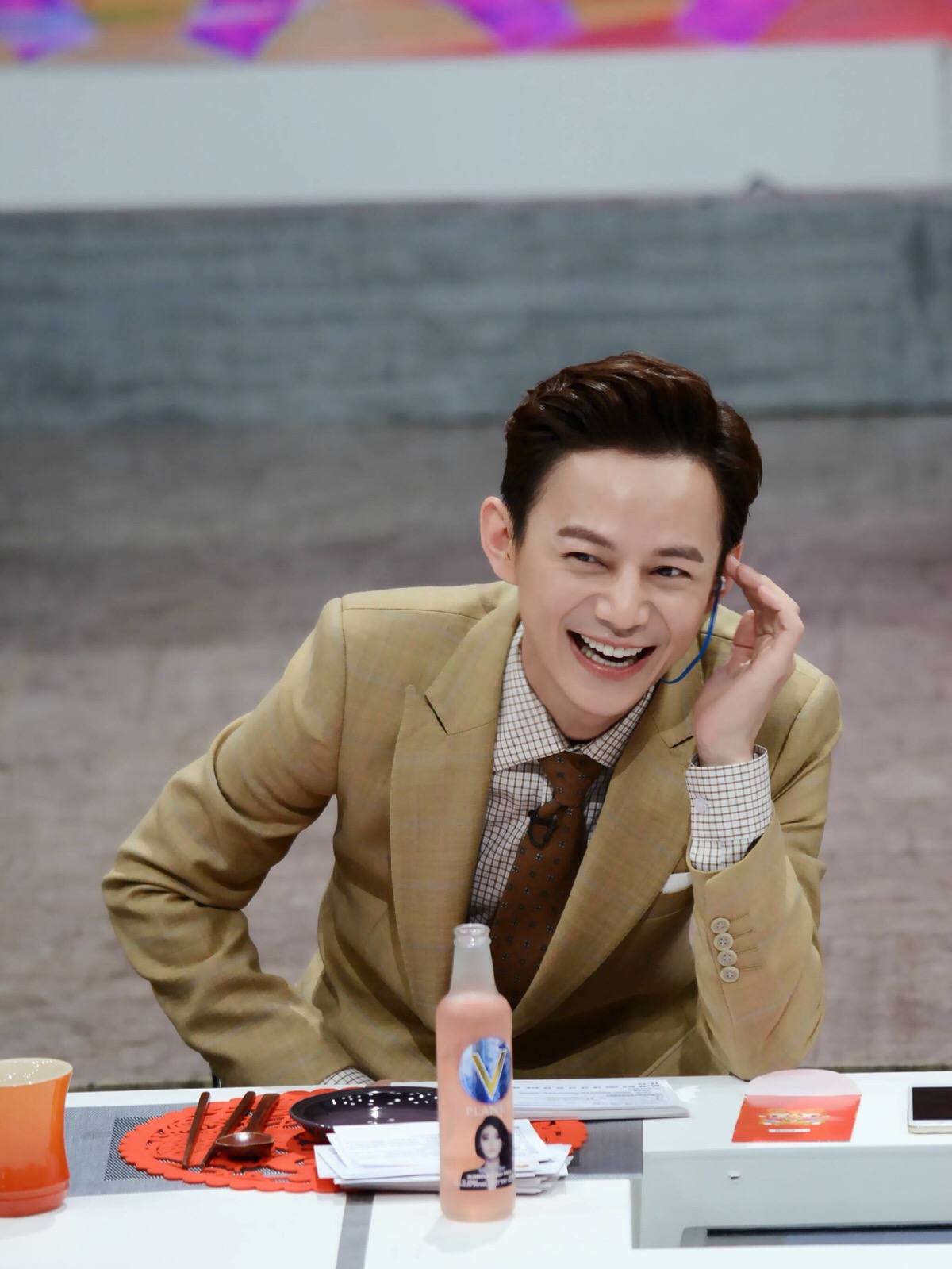 何炅年龄问题,何炅为什么不谈恋爱